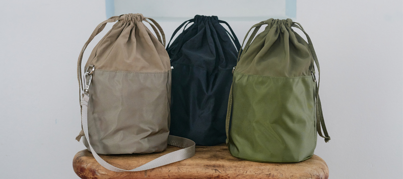 TRAVEL POUCH