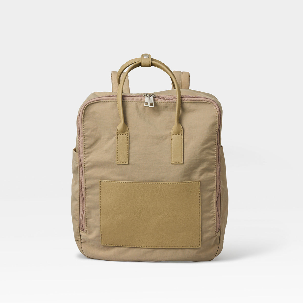 【一部サボテンレザー】2way デイリーバックパック (14.5L)