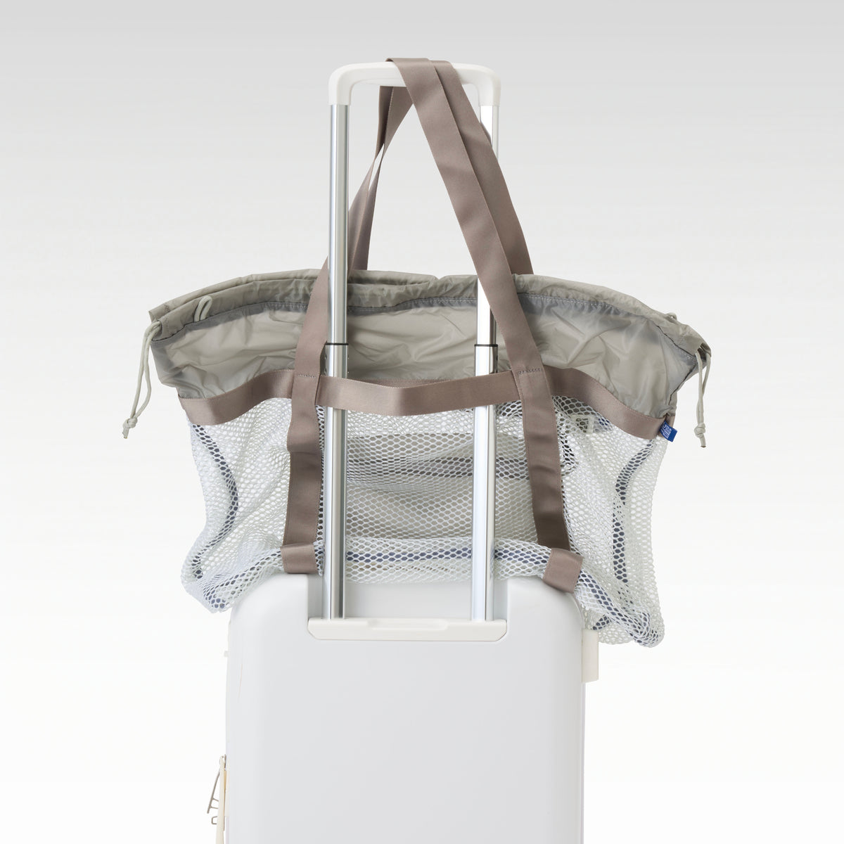 【漁網】サコッシュ付きメッシュバッグ (16.5L)