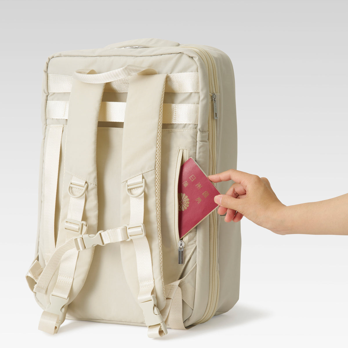 【予約販売】圧縮トラベルバックパック(16.8L-35L)