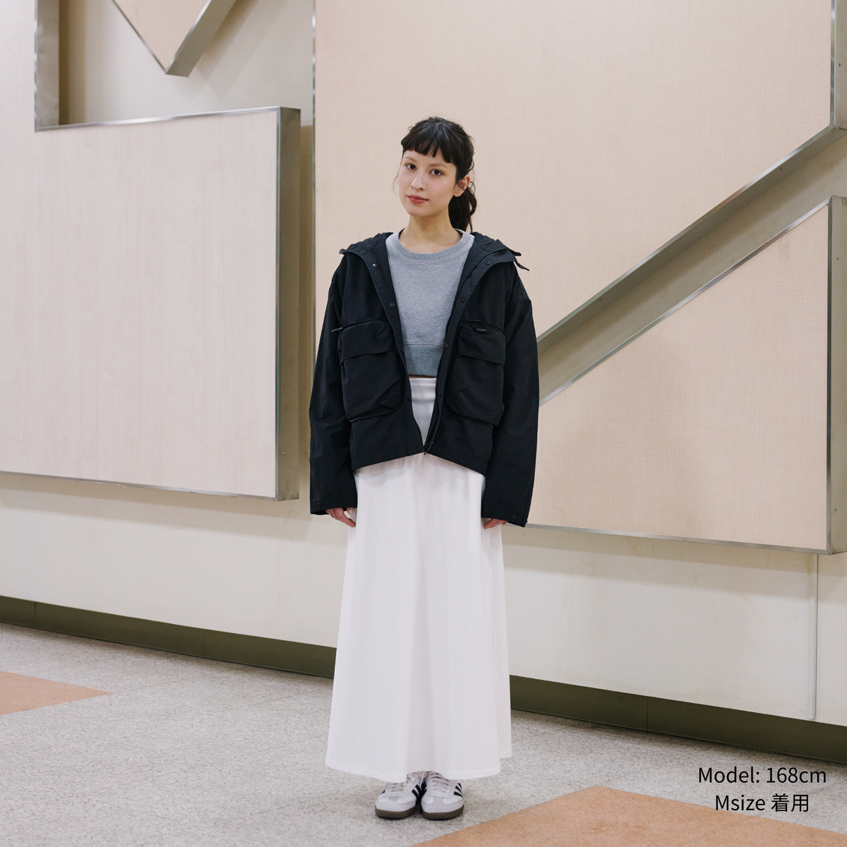 撥水トラベルパーカー