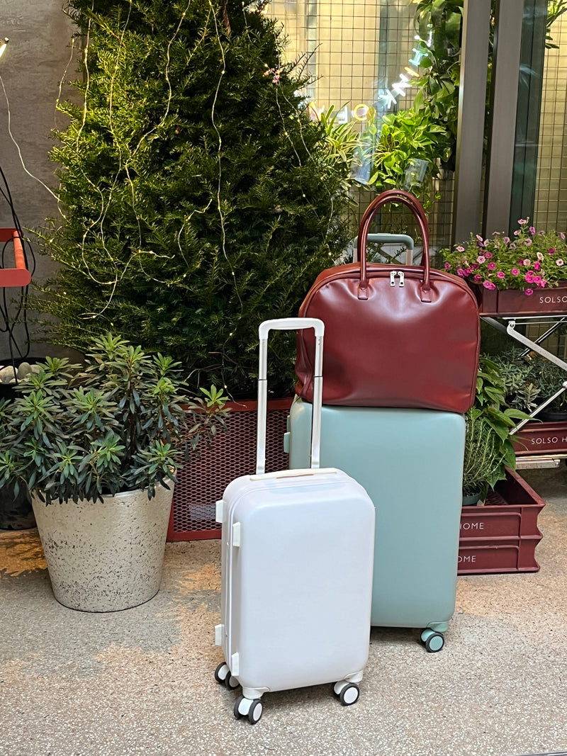 Aww -TRIP-<br><font size=1>(Carry-On)(WHITE)</font><br>CAPRI ISLAND