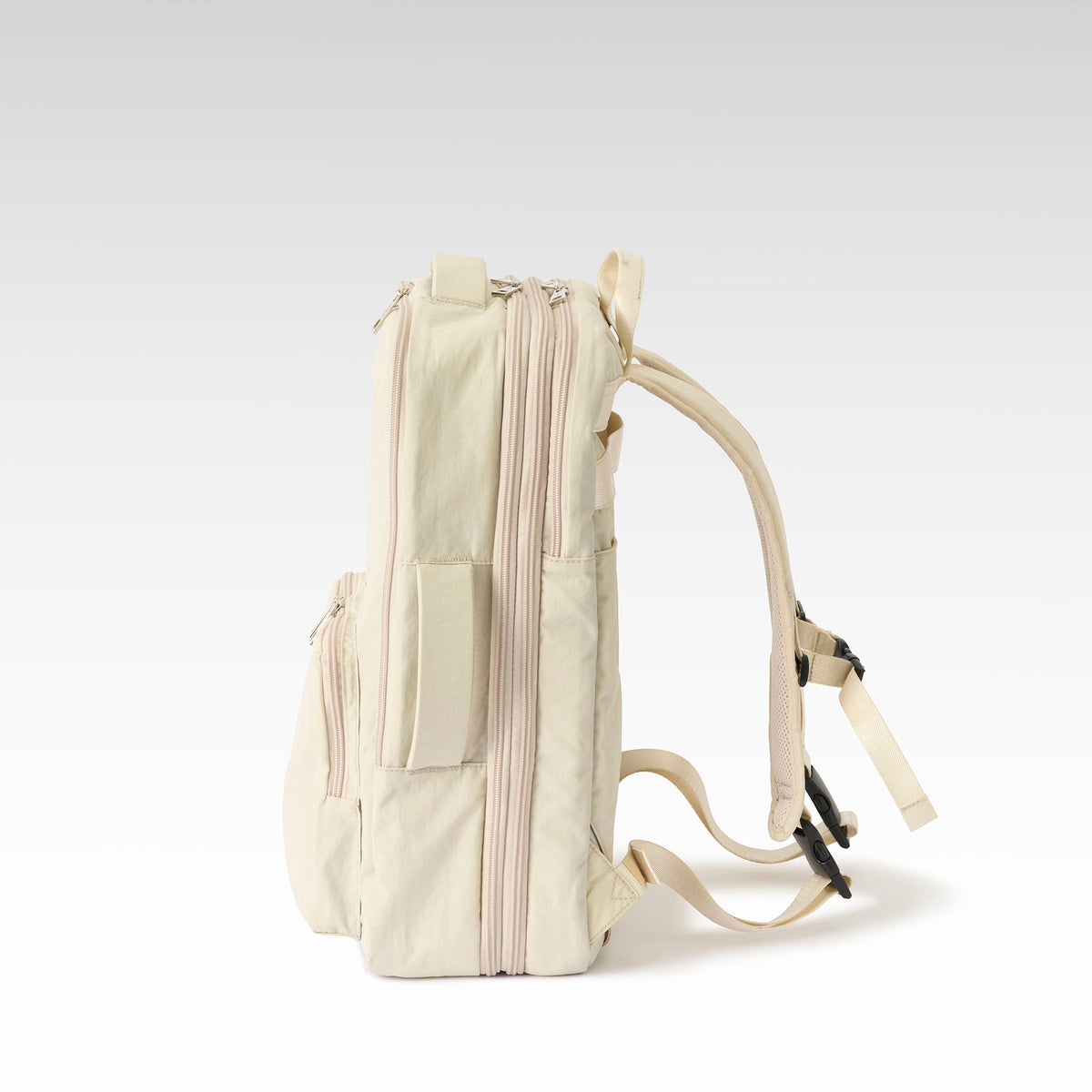 Recycle Polyester Compressible Travel Backpack (16.8L-35L)