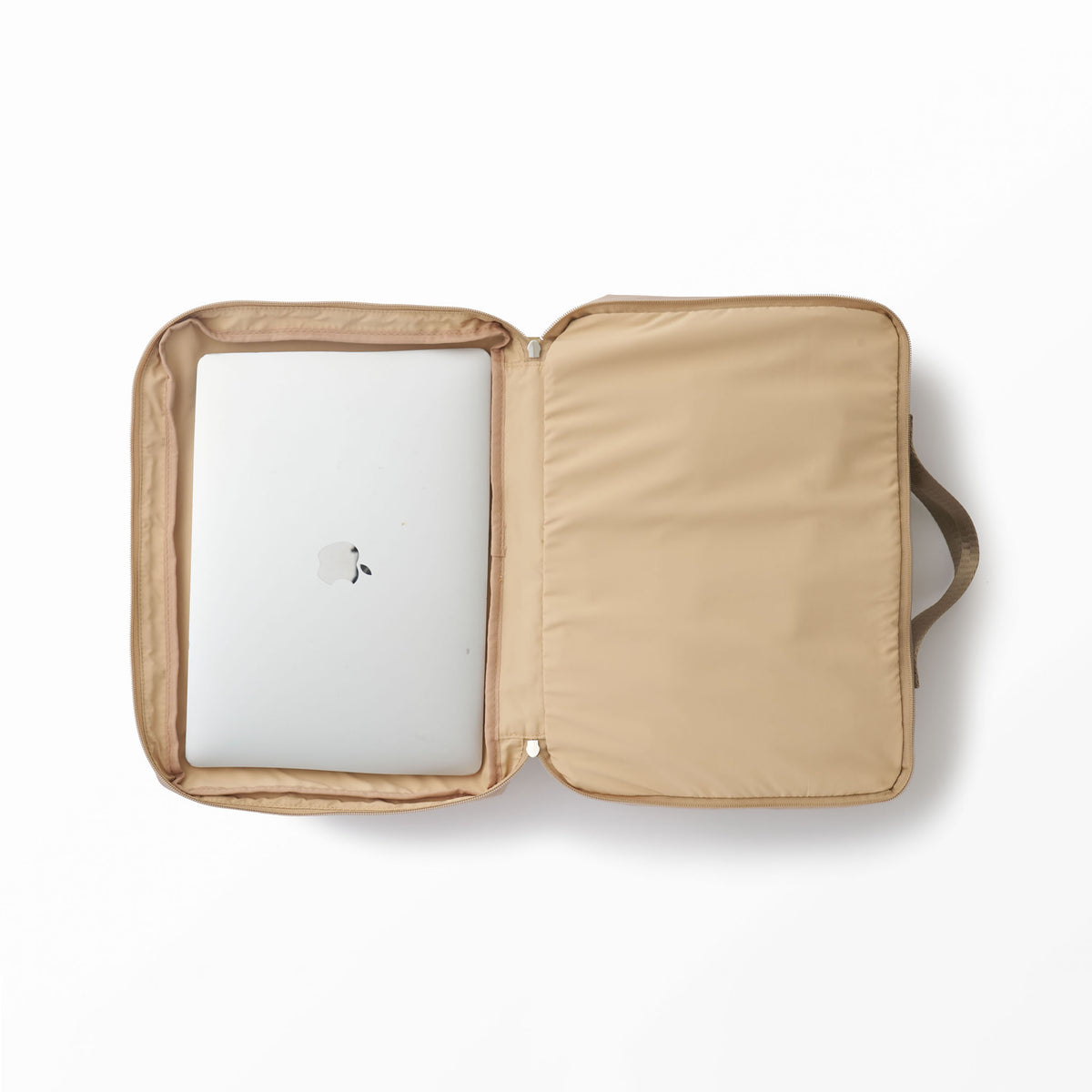 マルチウェイトラベルポーチ Mサイズ(13L)