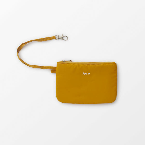 Anti-skimming travel pouch